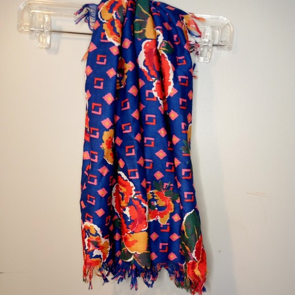 Women's Floral Blue Short Drape Scarf Poncho - Picture 7 of 7